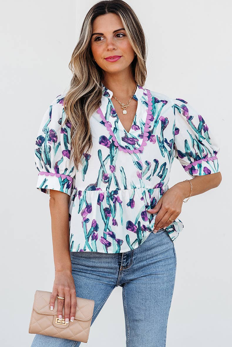 Stylish loose fresh printed V-neck T-shirt