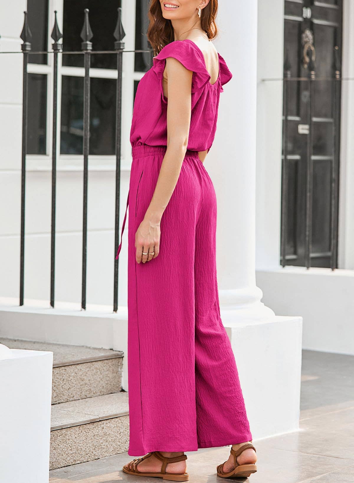 Women¡¯s ruched romper with ruffle sleeves