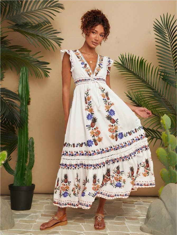 Holiday printed V-neck sleeved dress