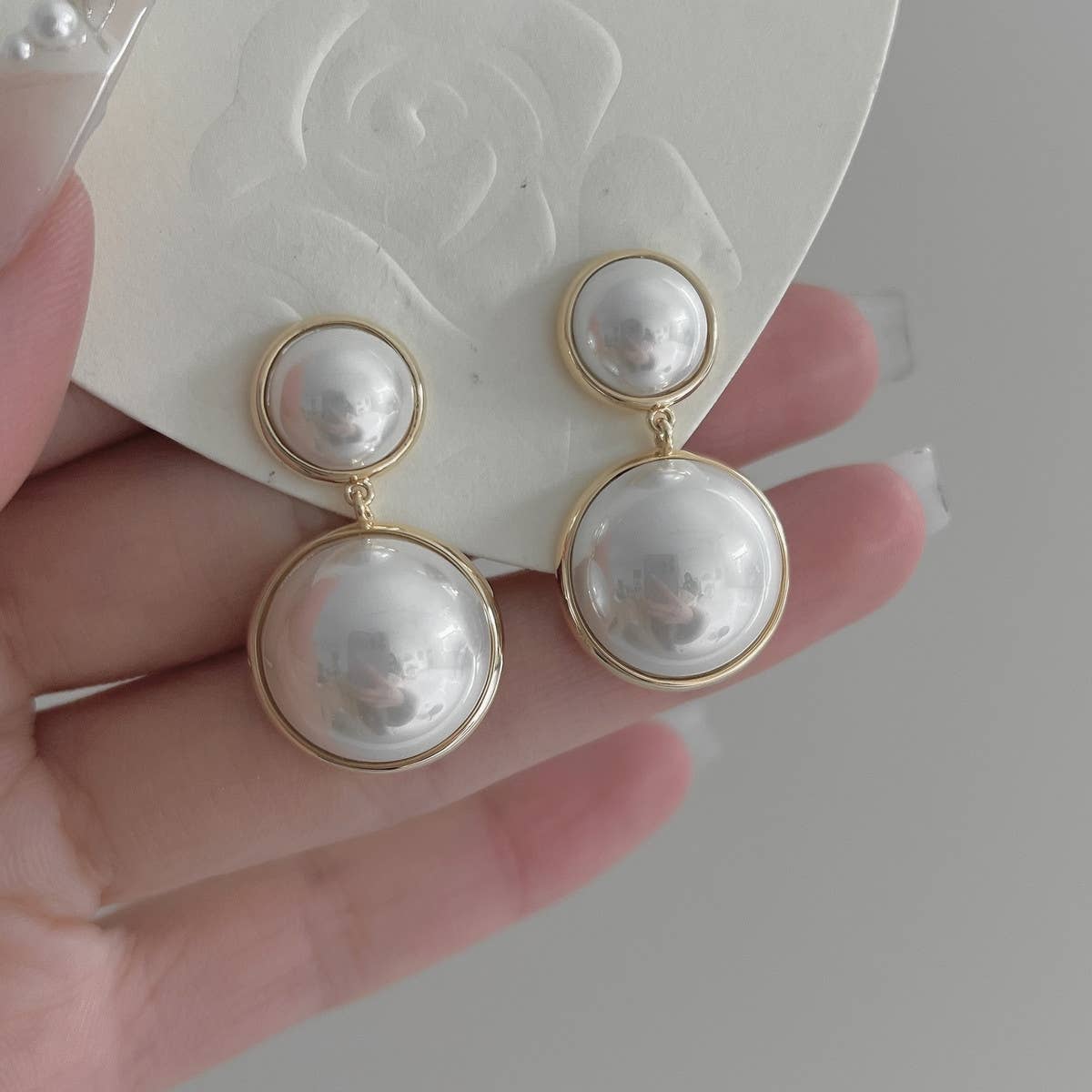 NEW VERSATILE ROUND PEARL EARRINGS_CWAJE2030