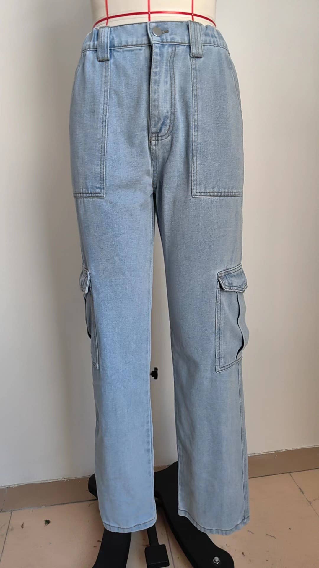 Multi-pocket wide-leg denim workwear jeans