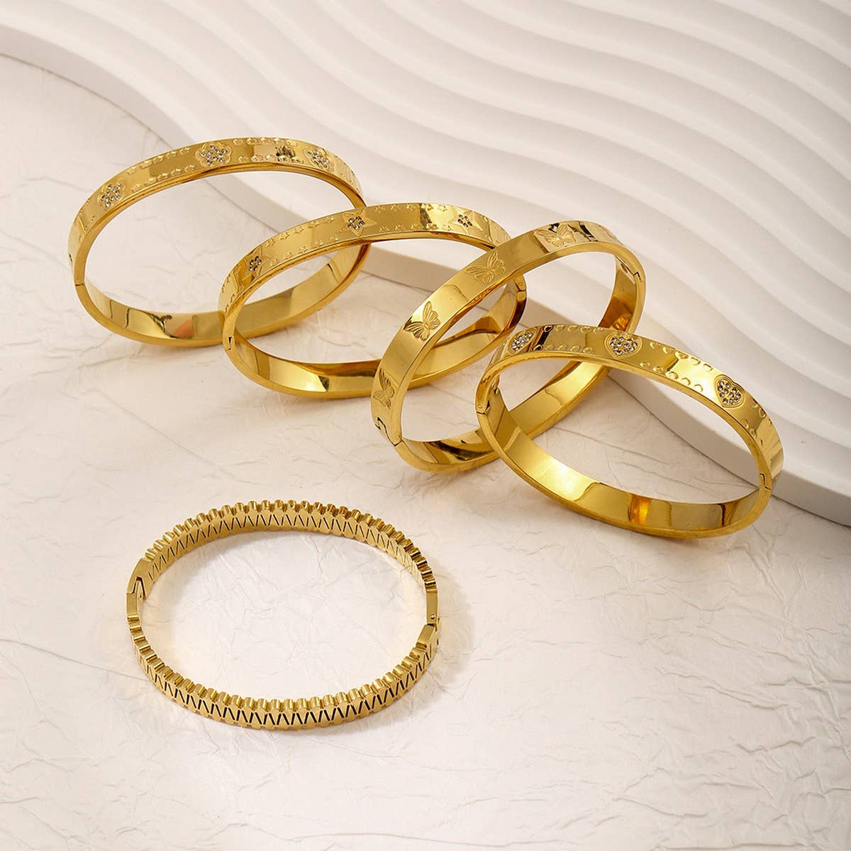 Classic 18K Gold Zircon Bracelet, Vintage Style