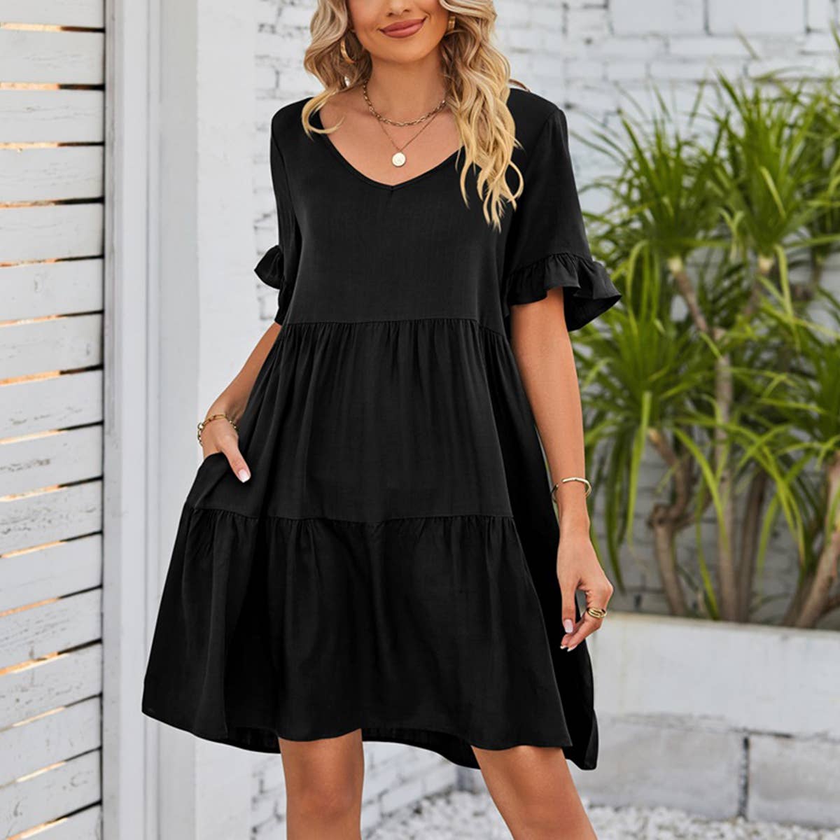 V-neck doll outfit three-layer pleated dress