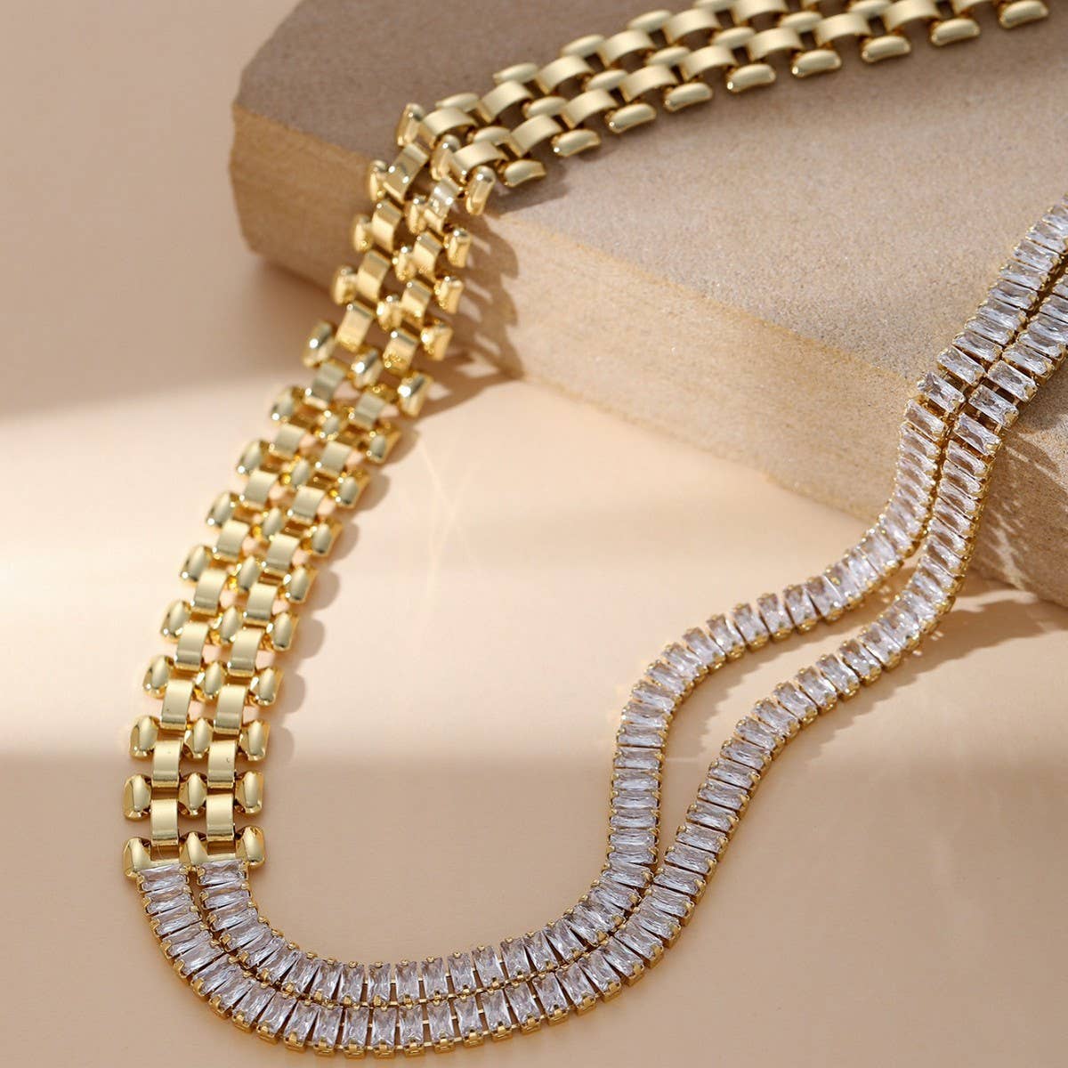 DIAMOND CHAIN MOSAIC GEOMETRIC CLAVICLE NECKLACE