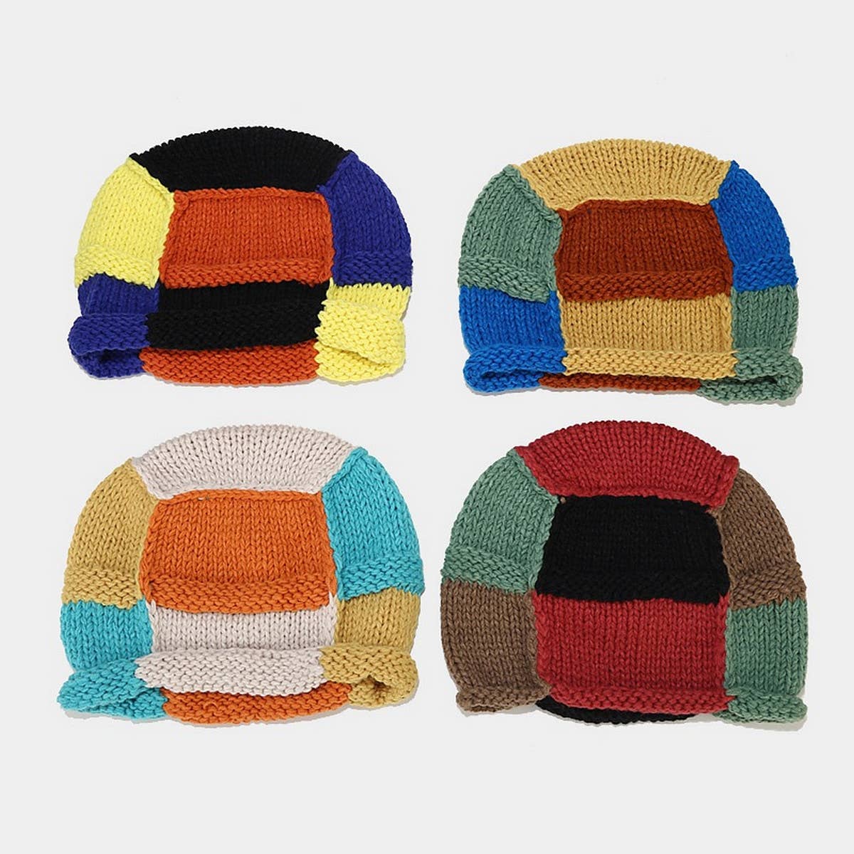 CURLED BRIM CONTRAST KNITTED HAT_CWAH1582