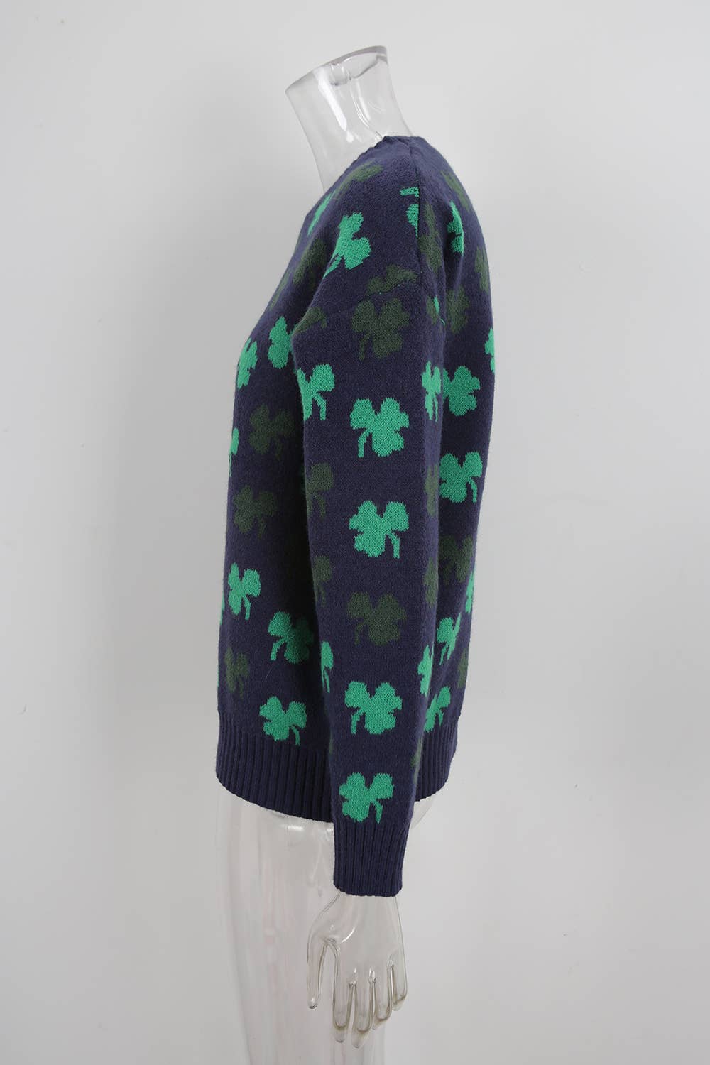 Trendy four-leaf clover jacquard knitted sweater