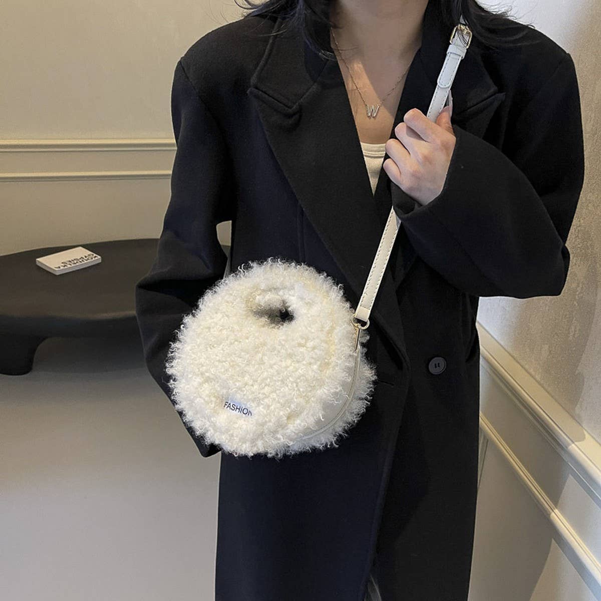 WINTER LAMB WOOL HANDBAG SHOULDER PLUSH BAG_CWAB3984
