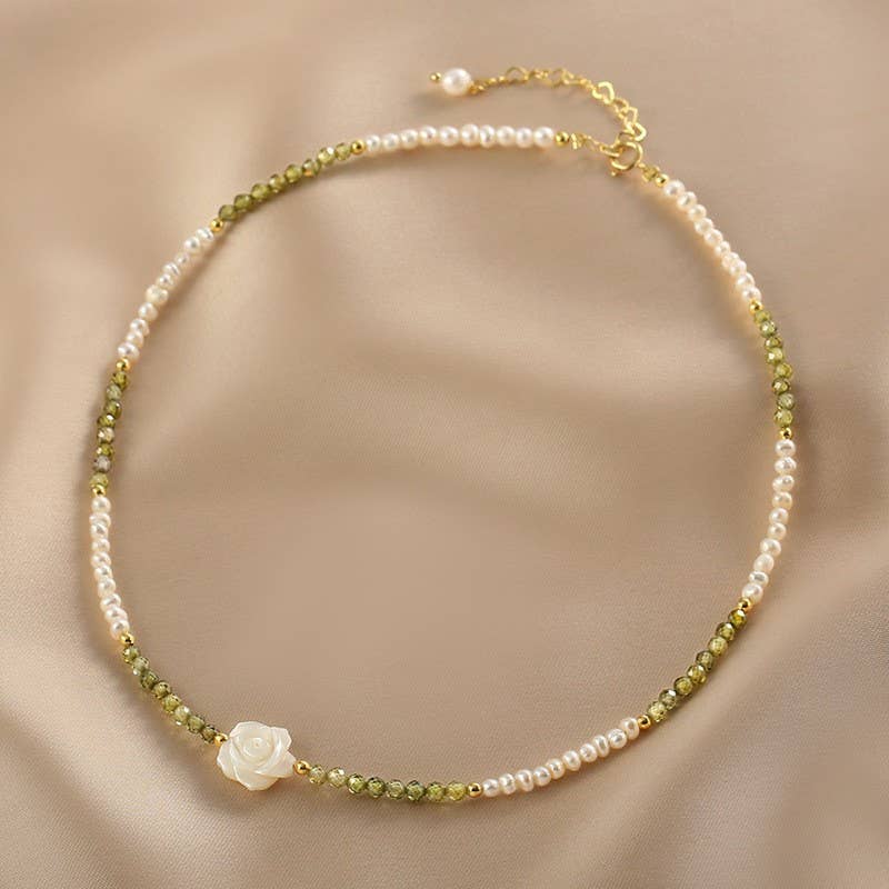 Fashionable Bahak freshwater pearl necklace