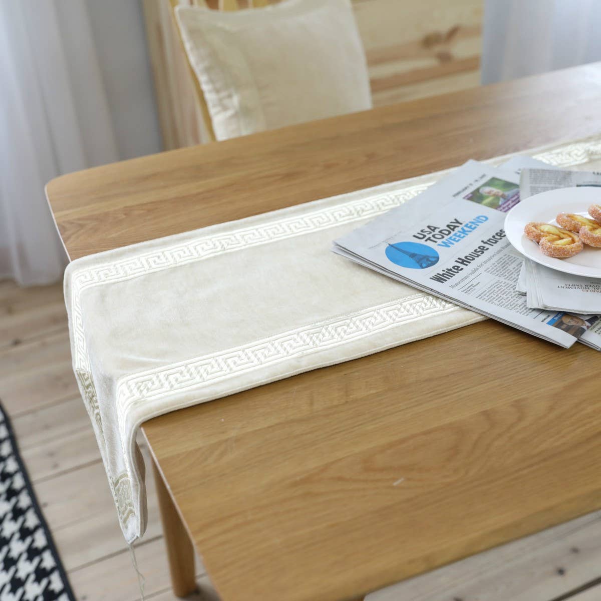 MODERN SIMPLE FASHIONABLE AMERICAN TABLECLOTH