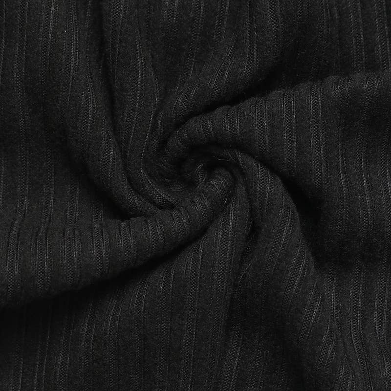 Elegant form-fitting V-neck leopard print dress