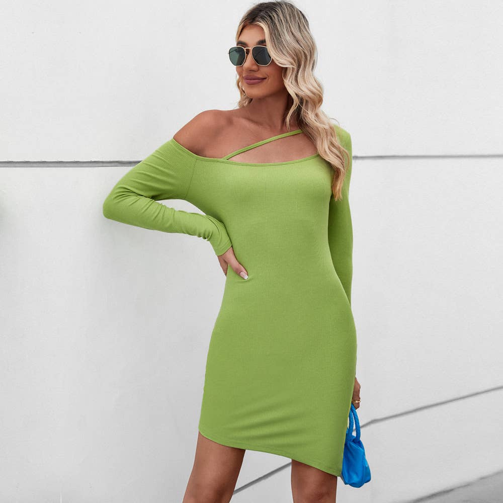OFF-THE-SHOULDER SLIM DRESS WITH IRREGULAR HIPS