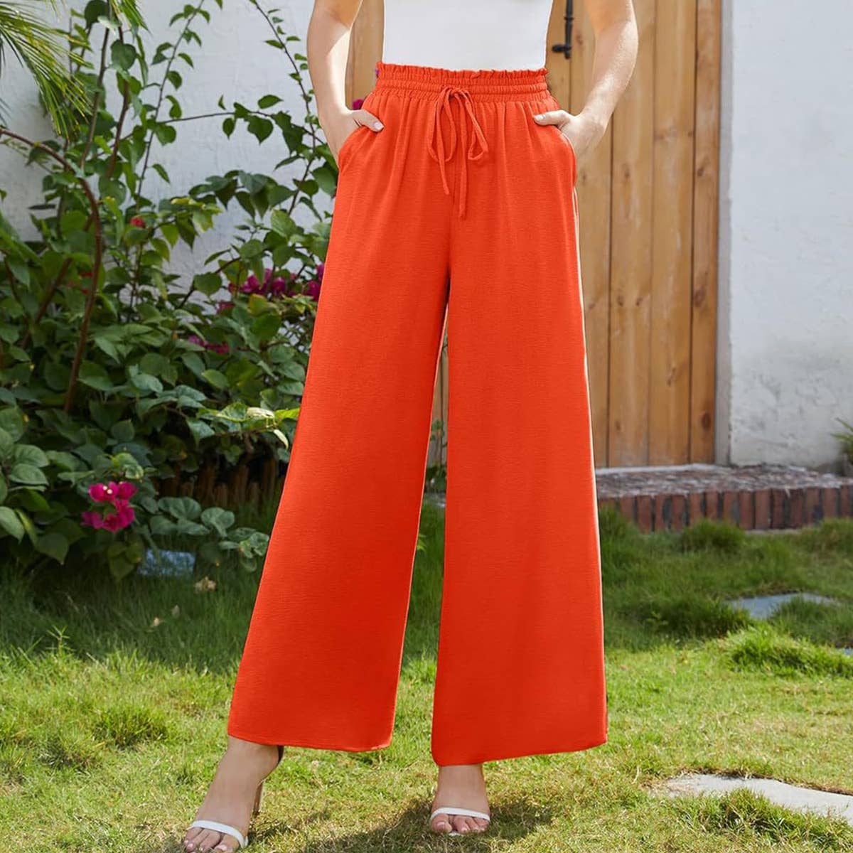 Loose high-waisted and wide-leg trousers