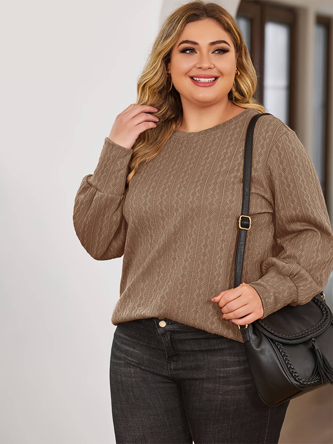 Round-neck fashionable solid-color knit sweater