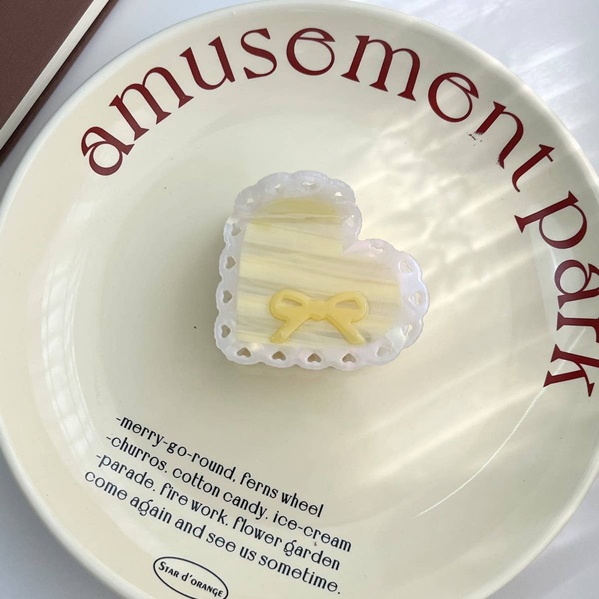 Elegant Bow Acetate Claw ? Cute Hollow Heart Clip