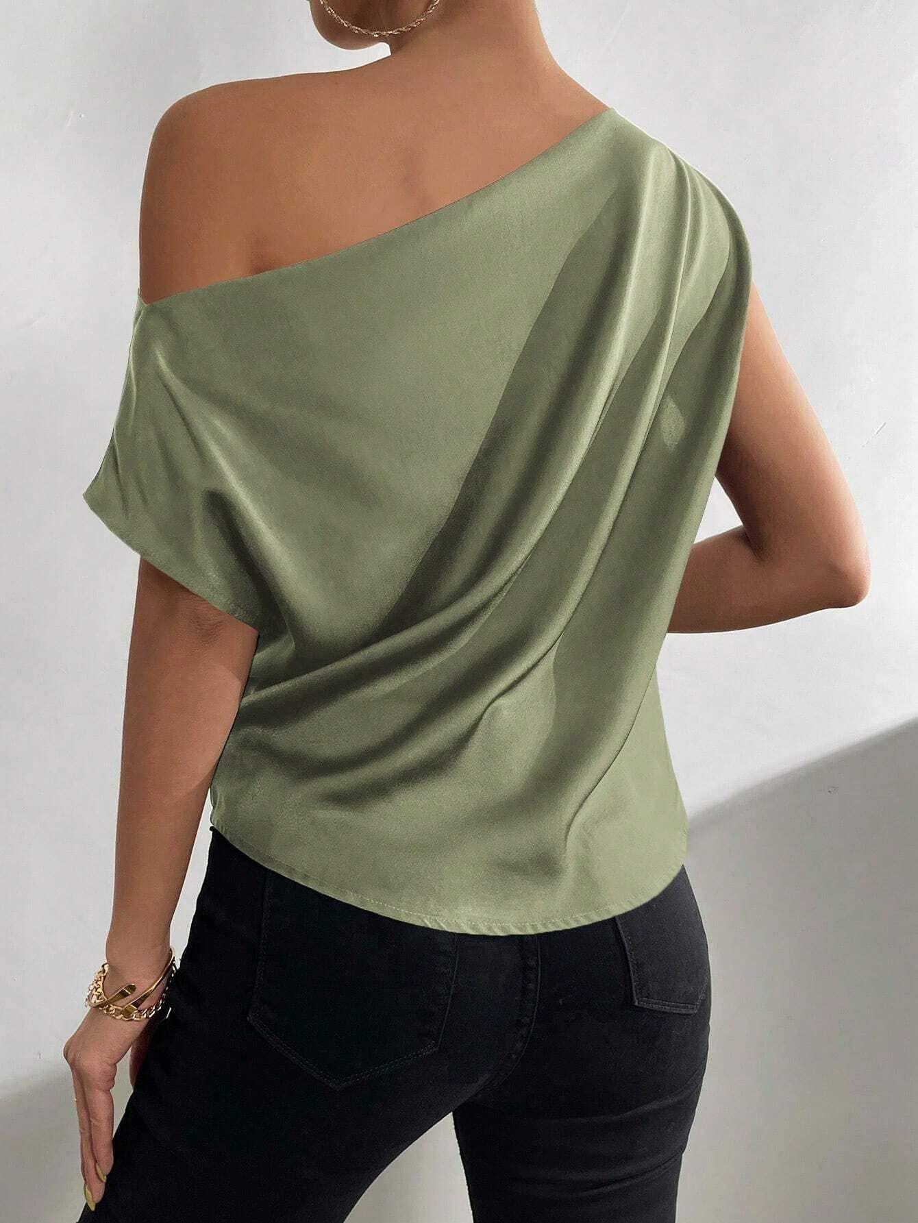 Fashion skew neck pinched irregular vest