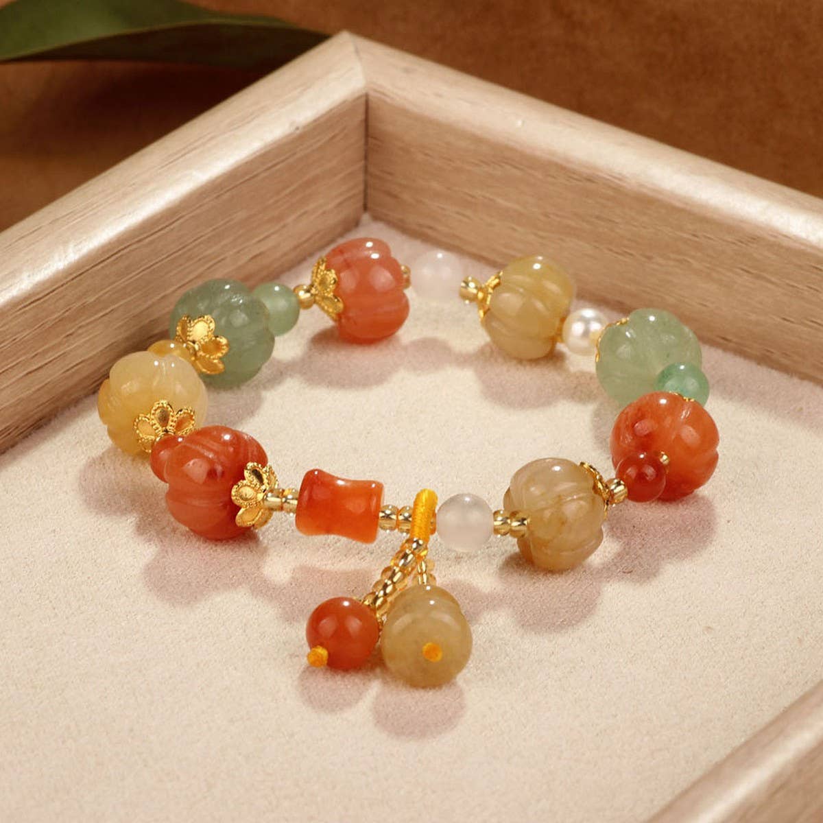 NEW ARTISTIC RETRO NATURAL GOLD JADE BRACELET