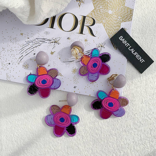 VERSATILE CONTRAST COLOR GRAFFITI FLOWER EARRINGS