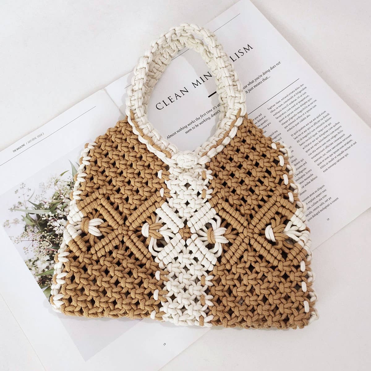 CUTE HOLLOW MESH HANDHELD WOVEN BAG_CWAB1976