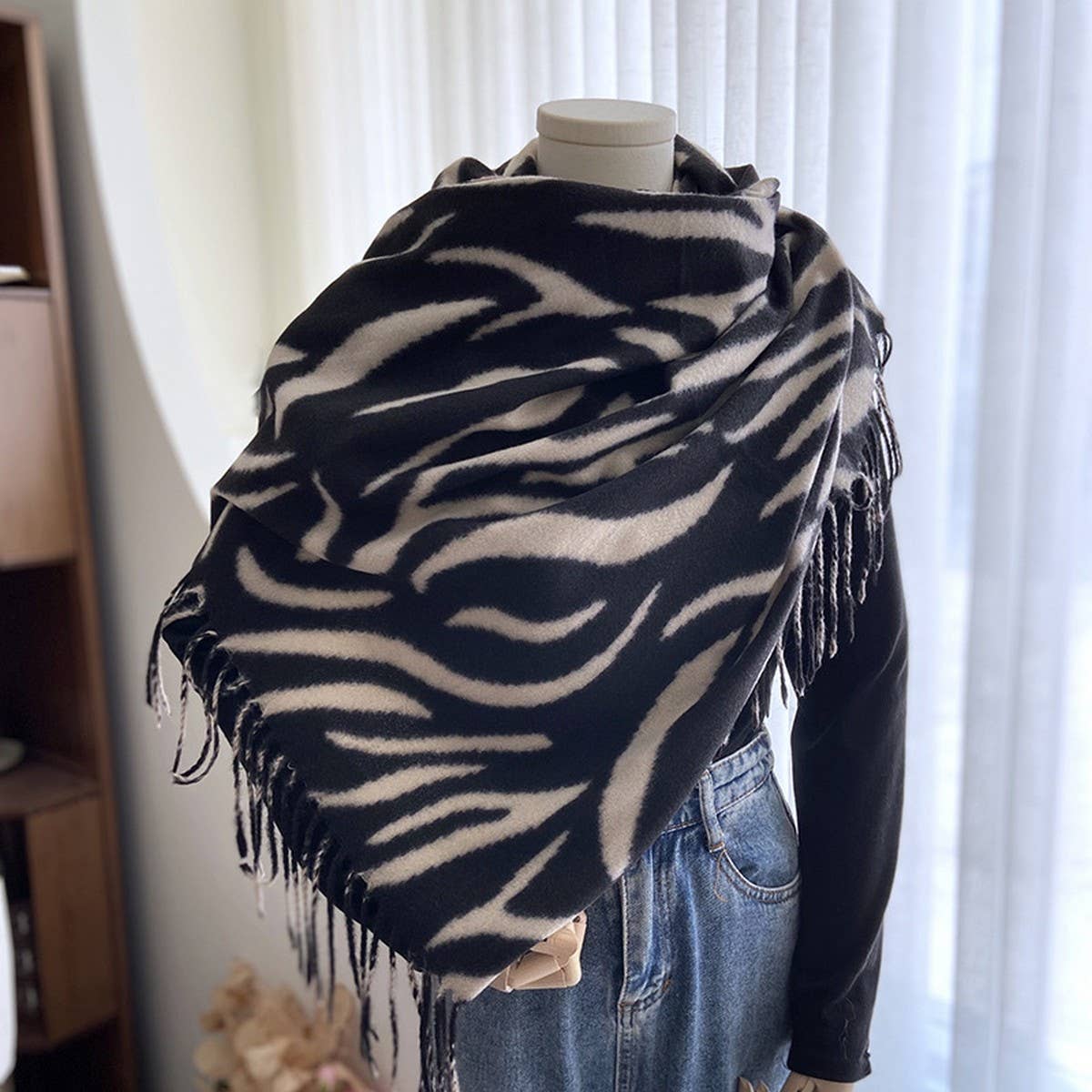 Striped Print Faux Cashmere Scarf for Winter_CWASC1472