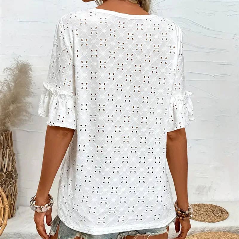 Knitted embroidered hollowed-out flanged top