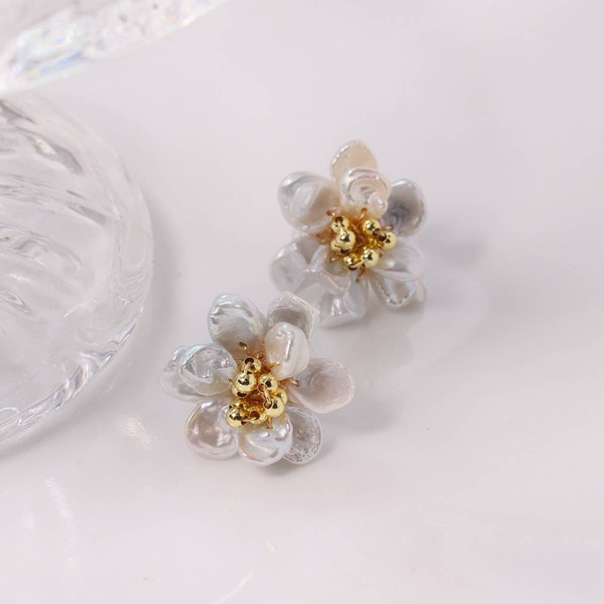 HIGH-END FLOWER ANCIENT STYLE SWEET EARRINGS