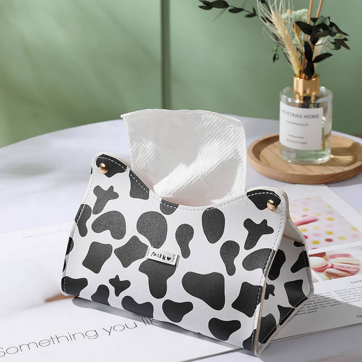 NEW HOUSEHOLD CUTE COW CARTOON TABLE TISSUE BOX