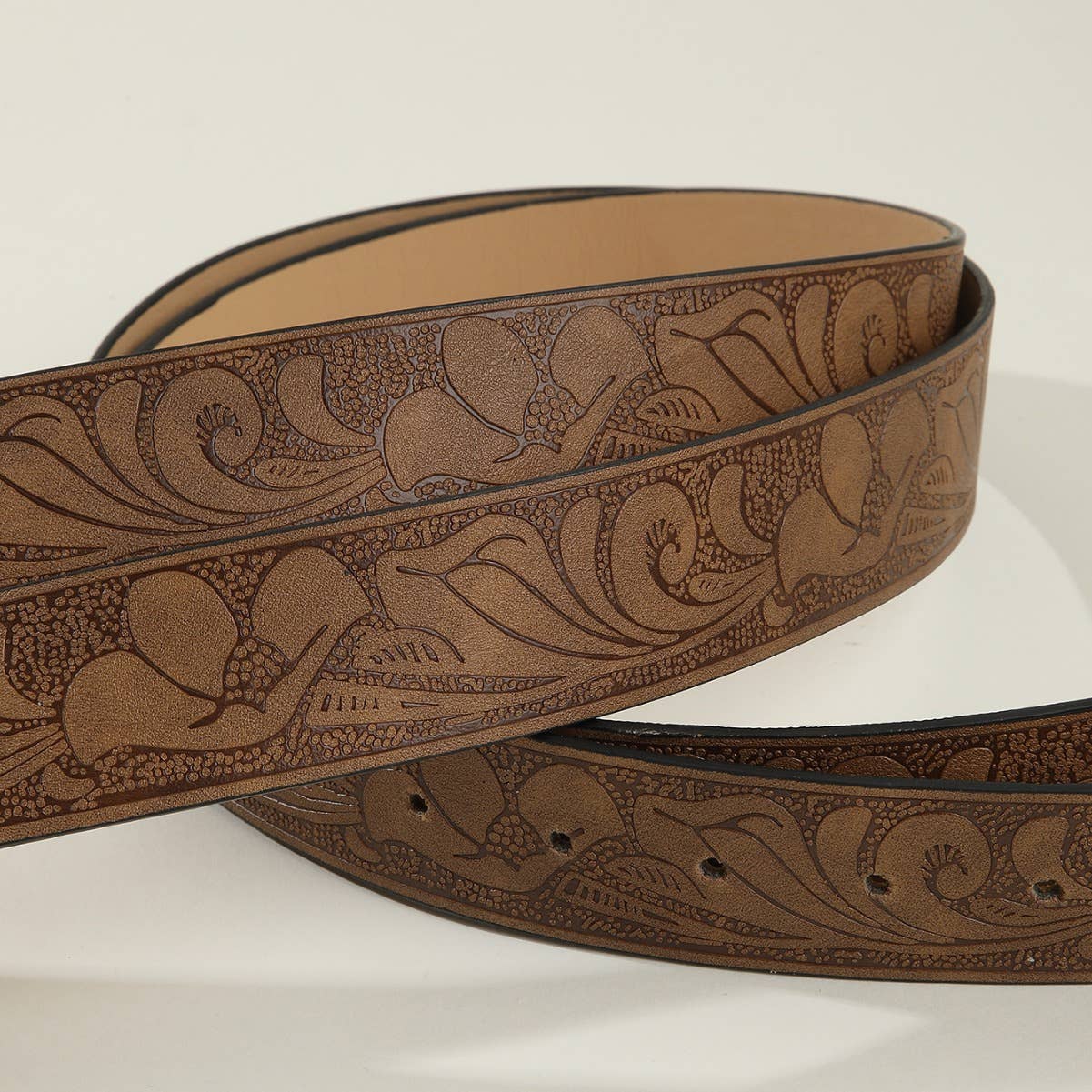 Retro carved personalized trendy belt