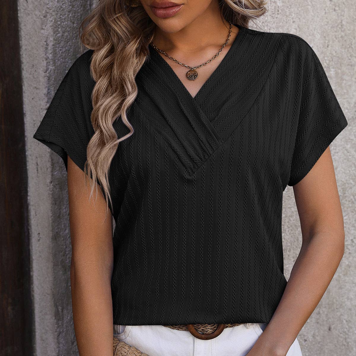 WOMEN'S V NECK PULLOVER JACQUARD SHORT SLEEVED TOP_CWTTS0897