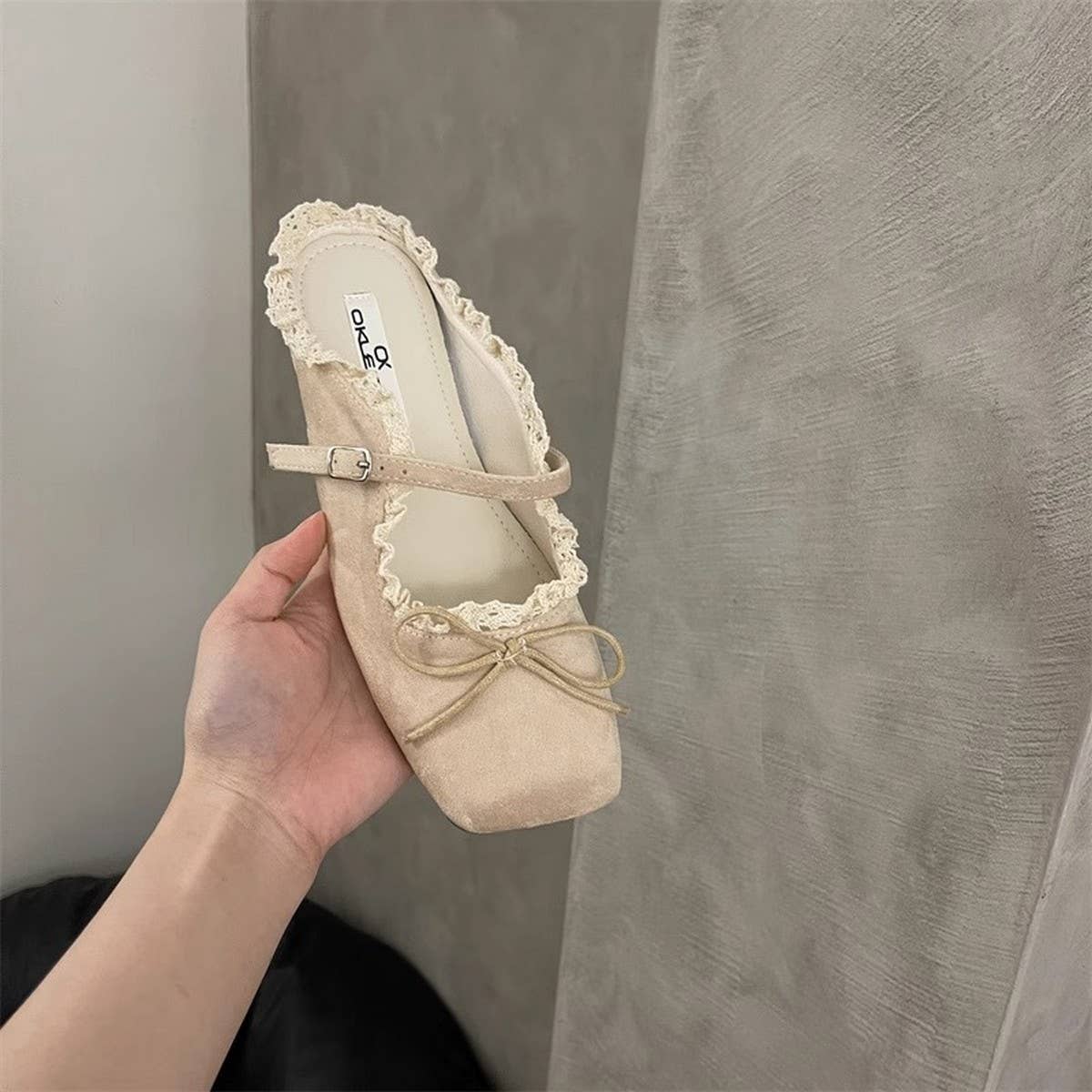 Elegant Ballet Mule Flats with Bow & Lace