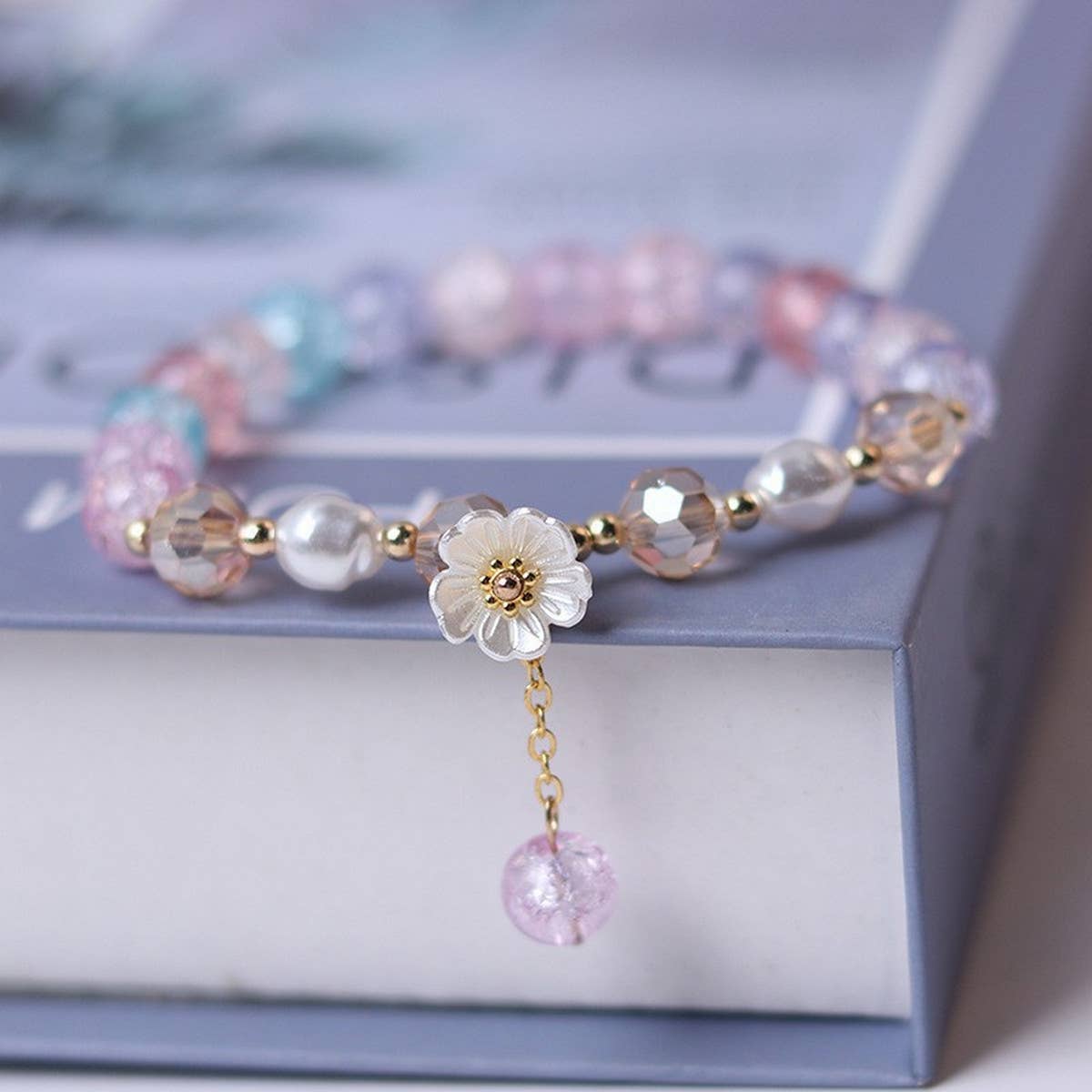 SIMPLE AND EXQUISITE IMITATION CRYSTAL BRACELET