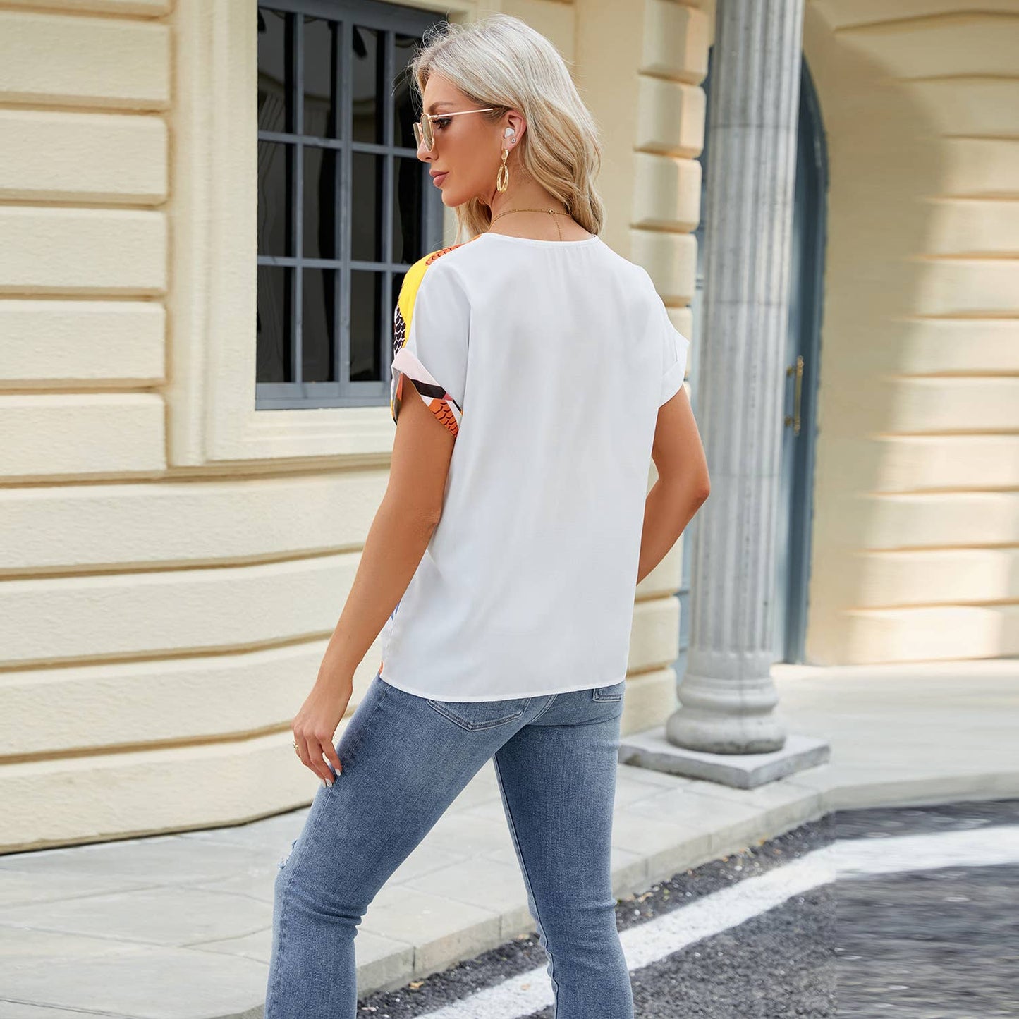 V-NECK GEOMETRIC PRINT SHOULDER LOOSE CHIFFON