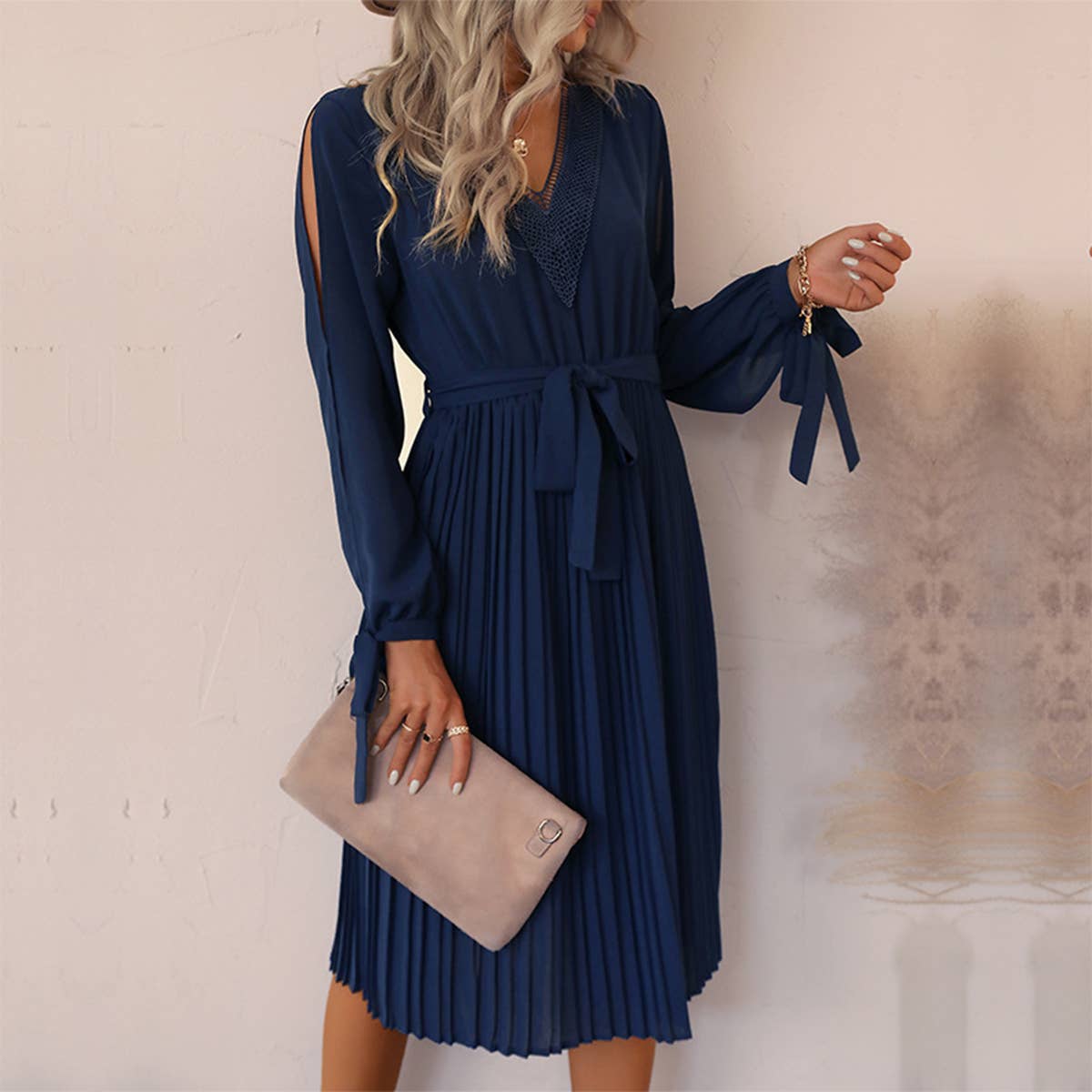 TEMPERAMENT HOLLOW LONG SLEEVE SOLID COLOR DRESS