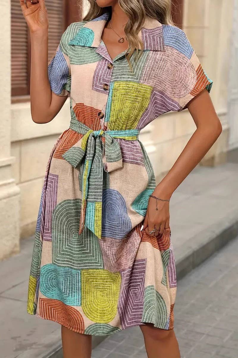 CWDSD8570_GEOMETRIC PRINT SHORT SLEEVE BELTED DRESS