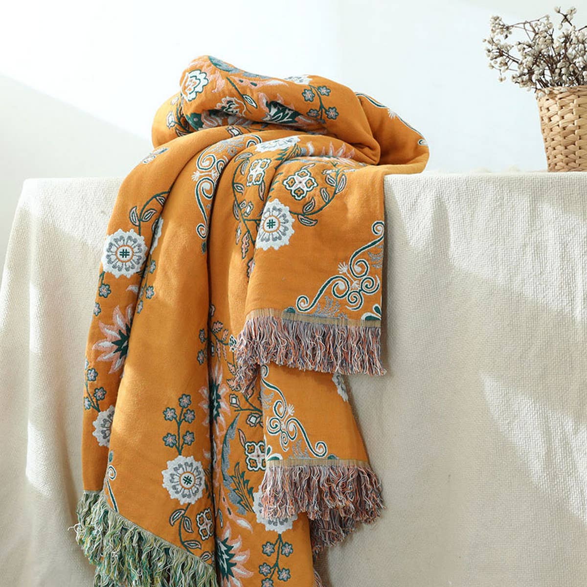 FLOWER TASSEL DOUBLE-SIDED BLANKET