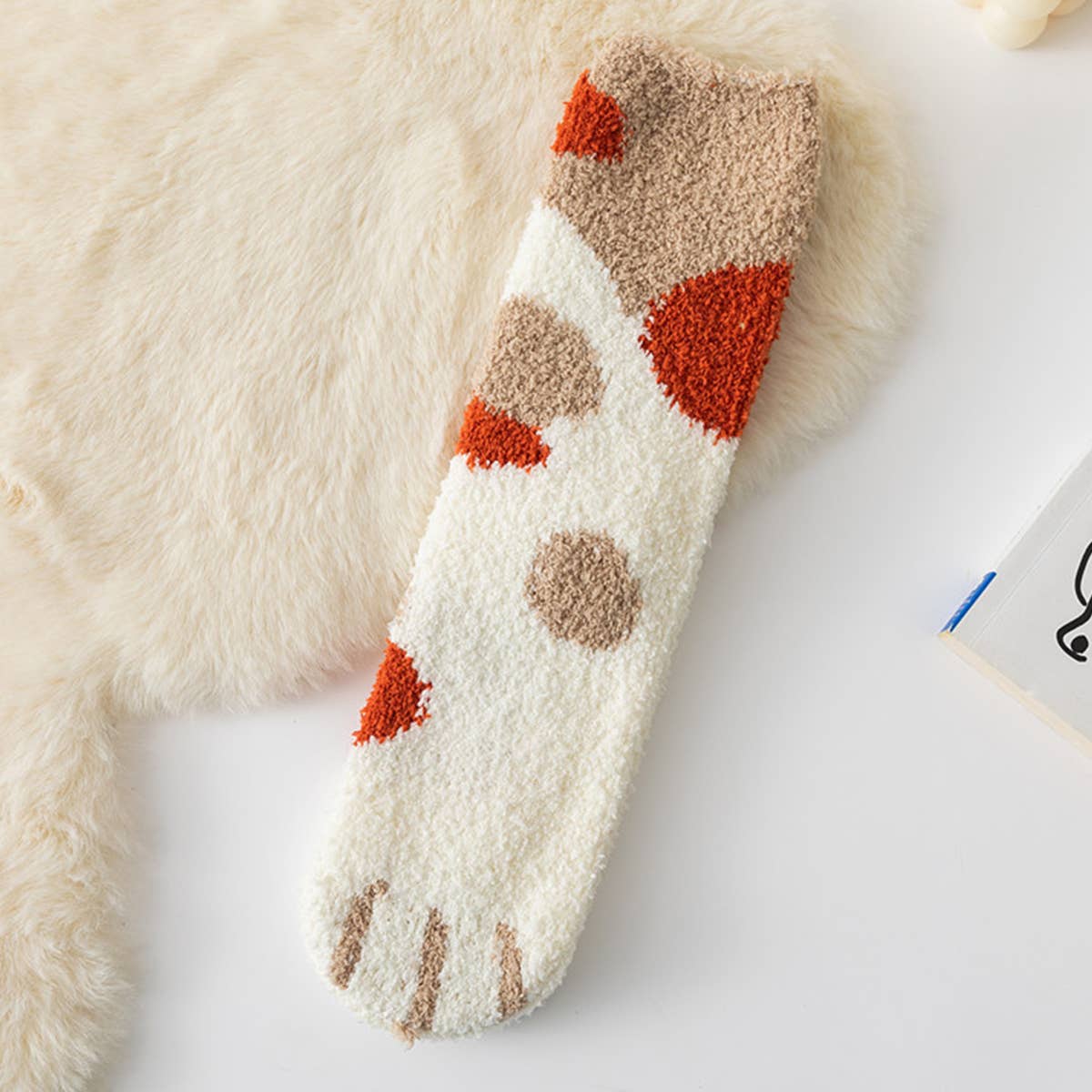WOMEN PADDED CORAL FLEECE CAT CLAW SOCKS