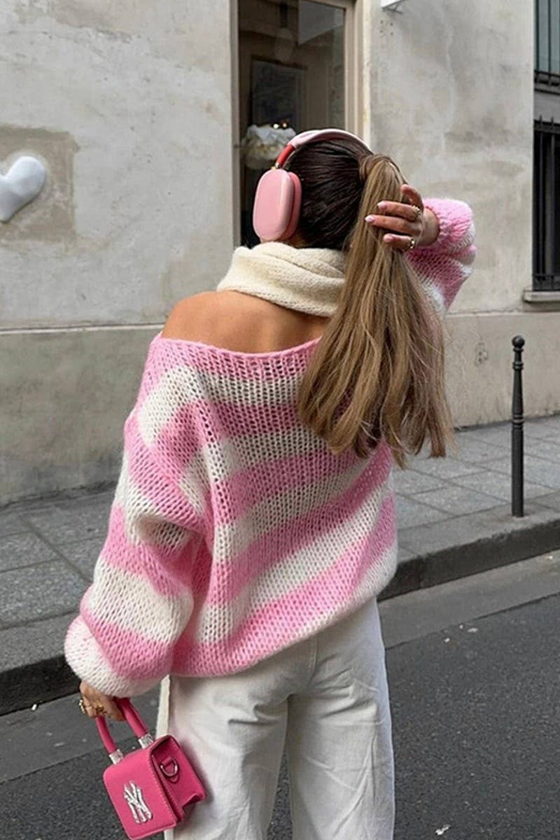 Slouchy long-sleeved sweater with crew neck stripes