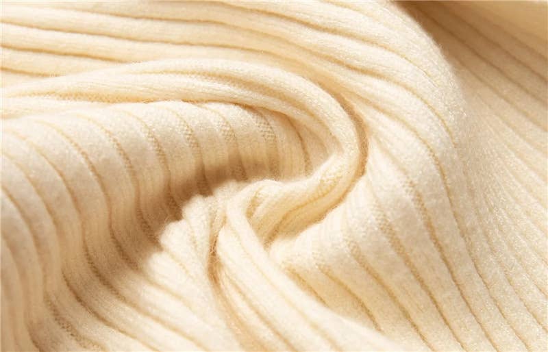 V-NECK SLIM-FIT SPLIT JUMPER KNIT BASE