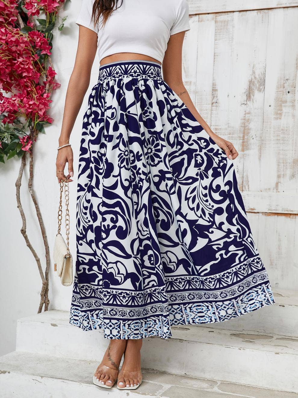 High-waisted blue white porcelain printed skirt