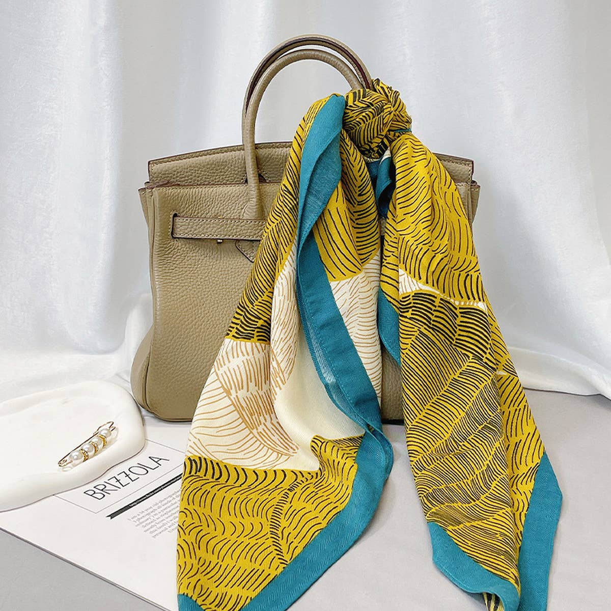 Velvet Wool Scarf ? Elegant Floral Pattern Wrap