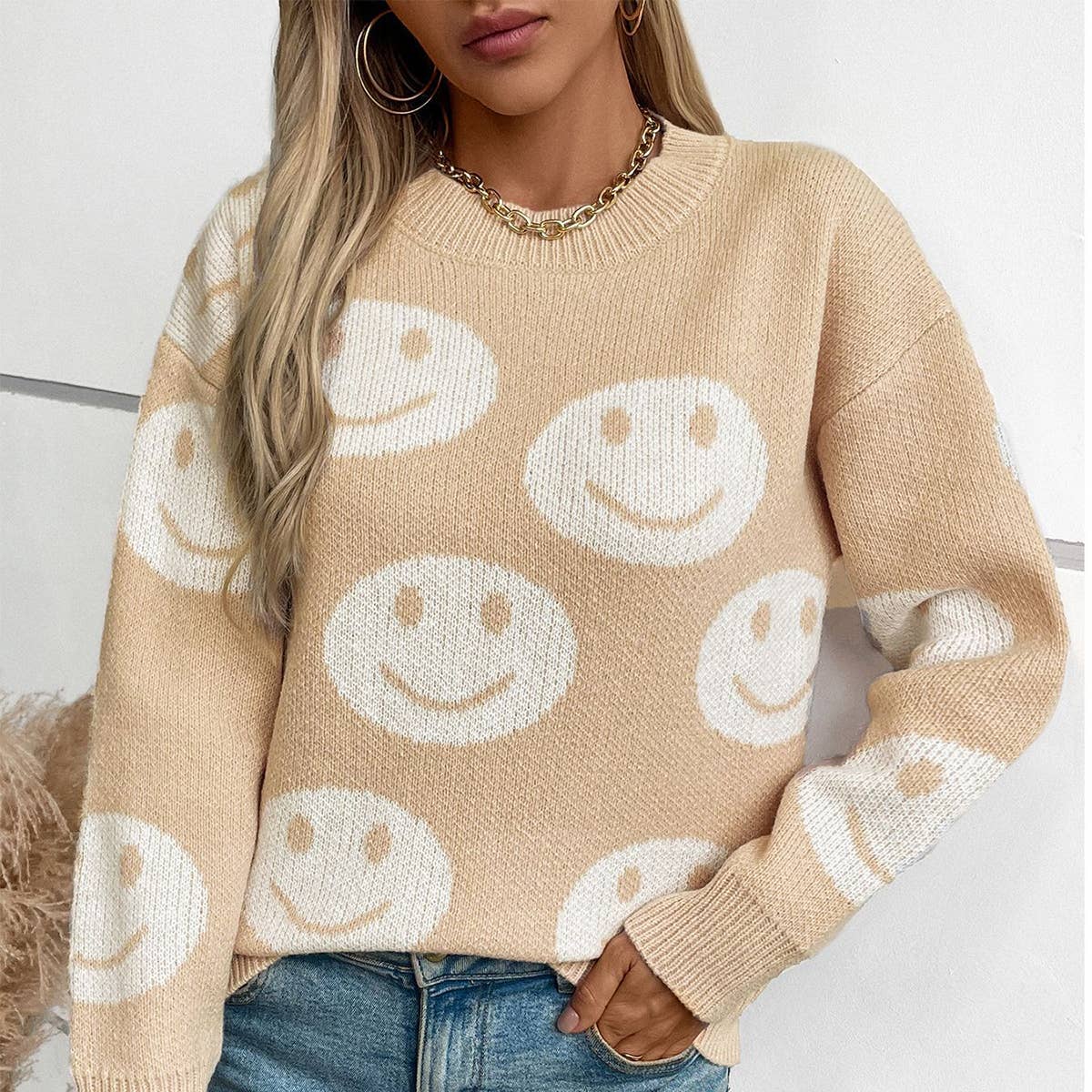 Smiley face jacquard loose crew neck sweater