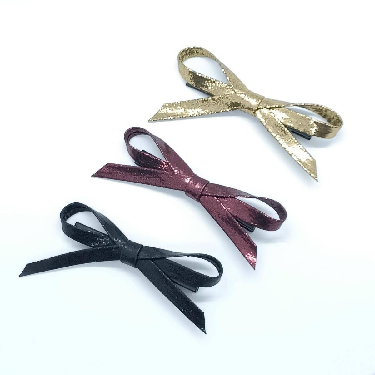 Vintage Pearl Metallic Glitter Bow Side Clip