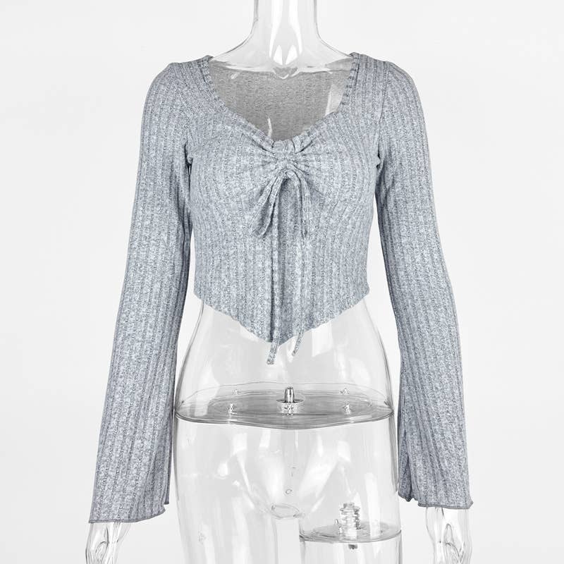 V-NECK TRUMPET SLEEVE SLIM-FIT CROP TOP