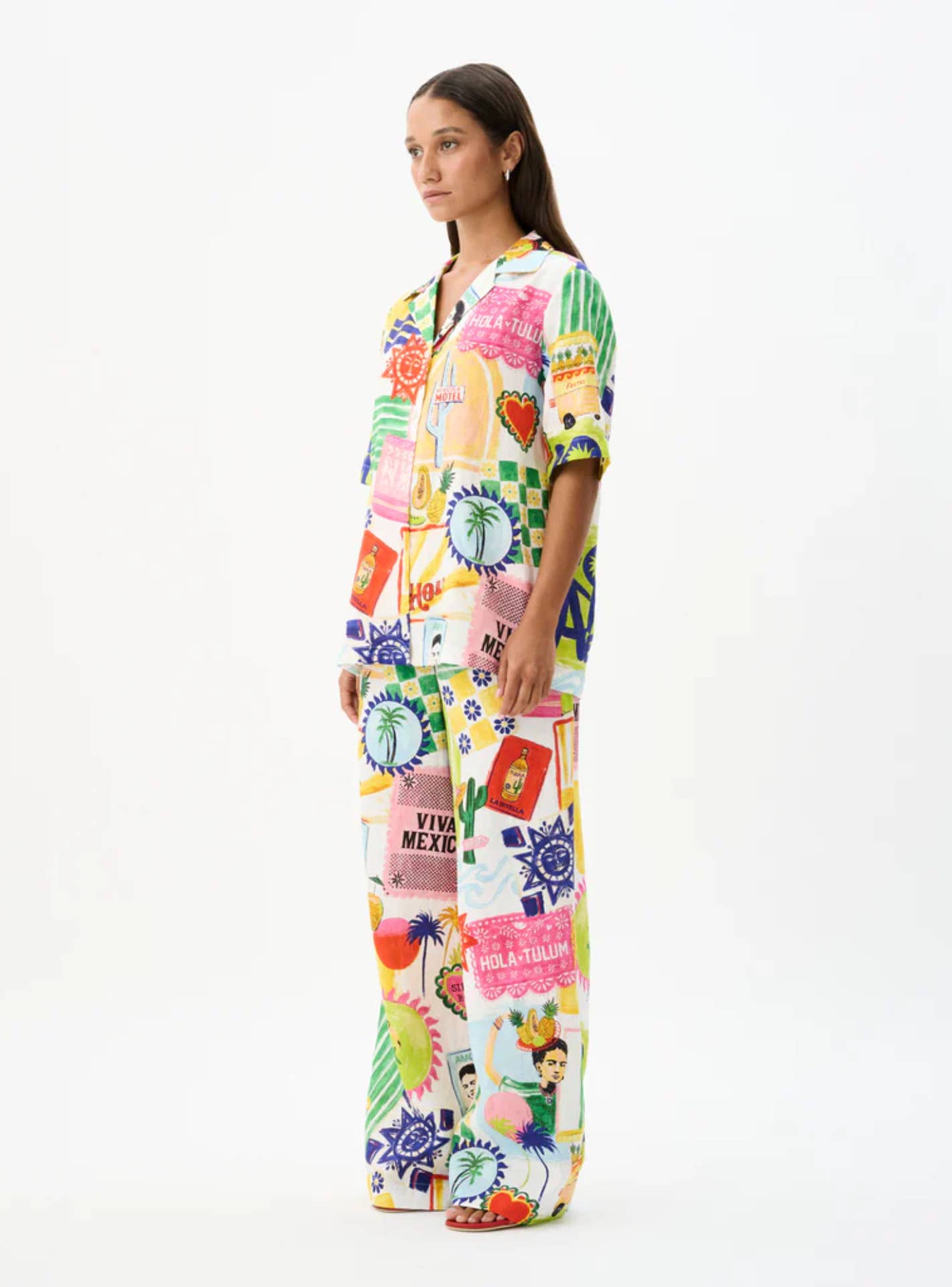 Fashion abstract printed shirt trousers suit