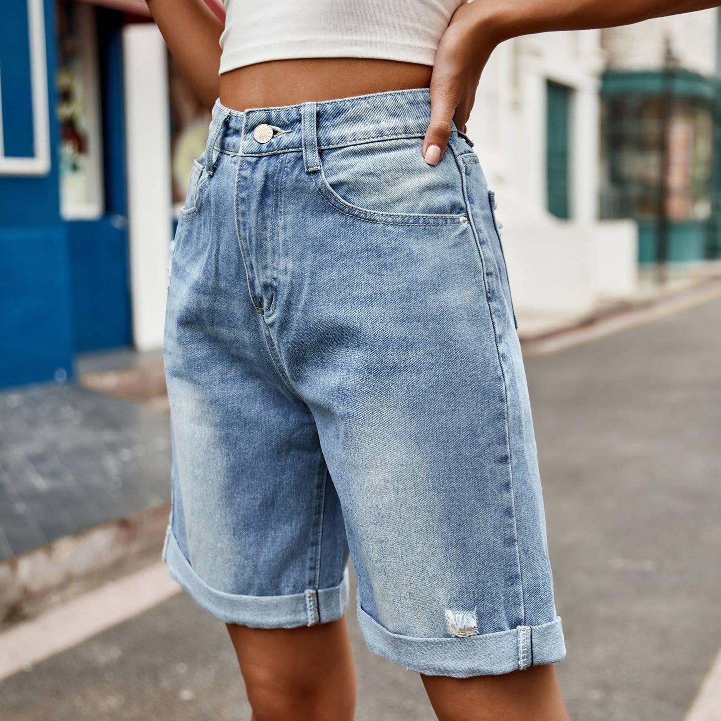 Casual ripped rolled straight quarter jean shorts