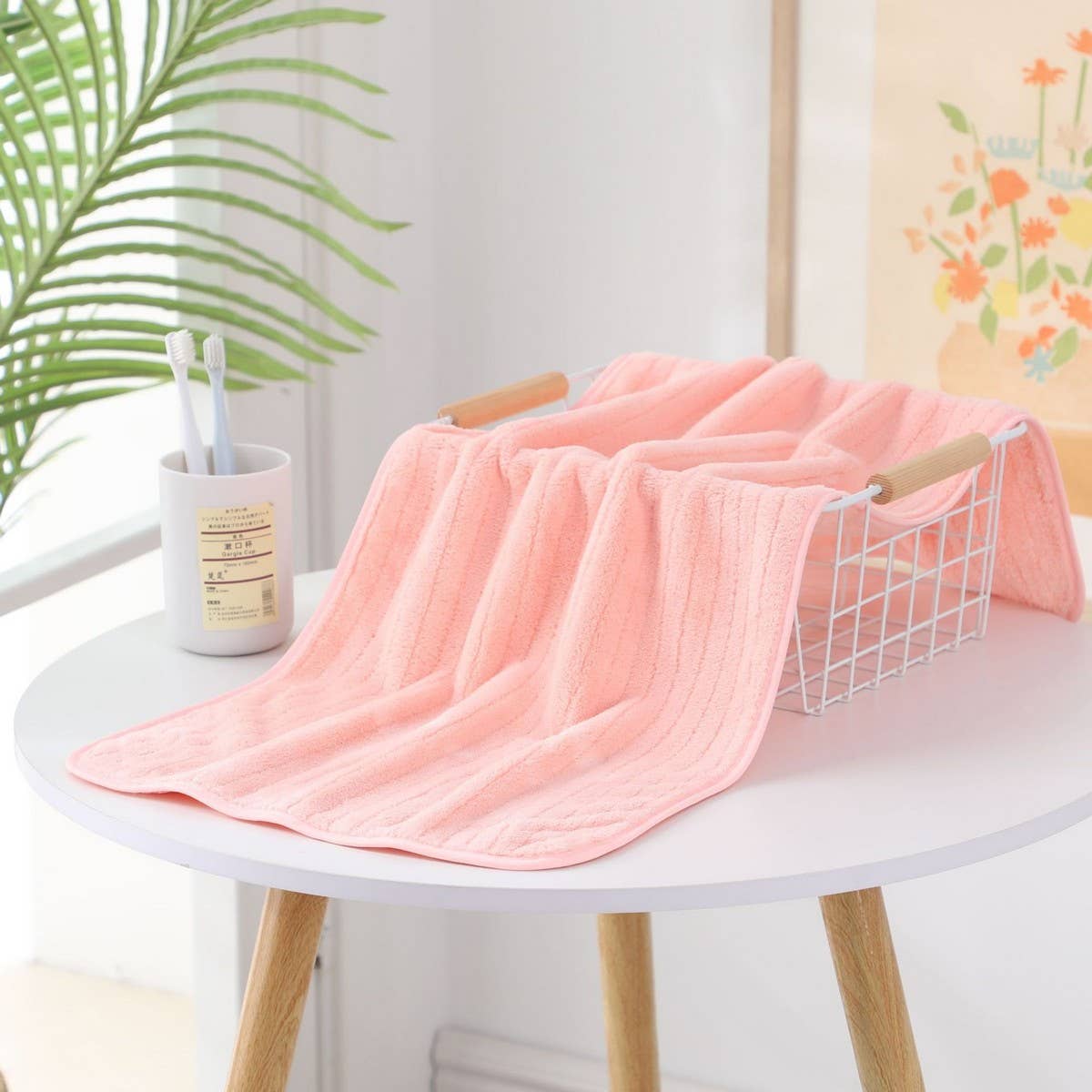 SOFT AND ABSORBENT CORAL FLEECE BATH TOWEL_CWMM2322