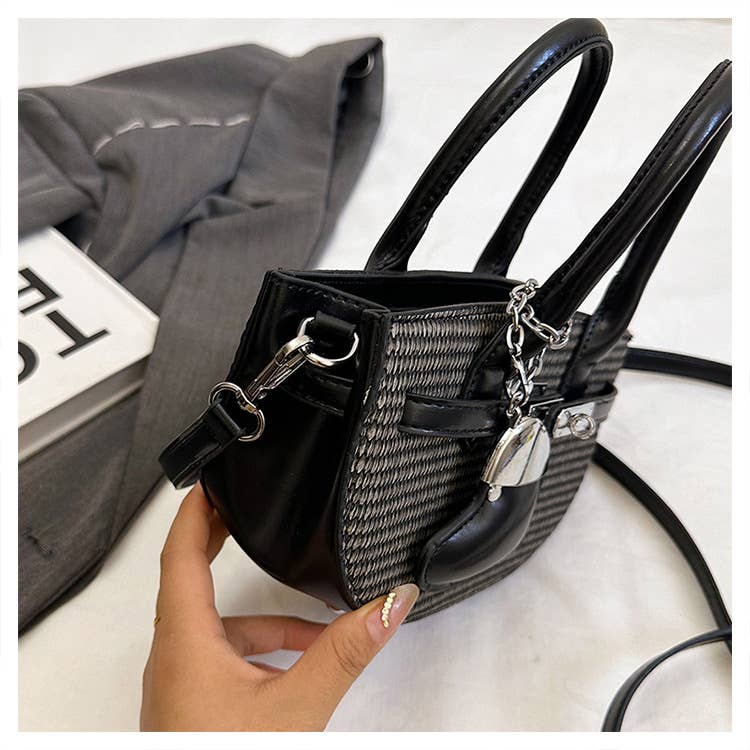 Weave fashionable and niche handbags and totes