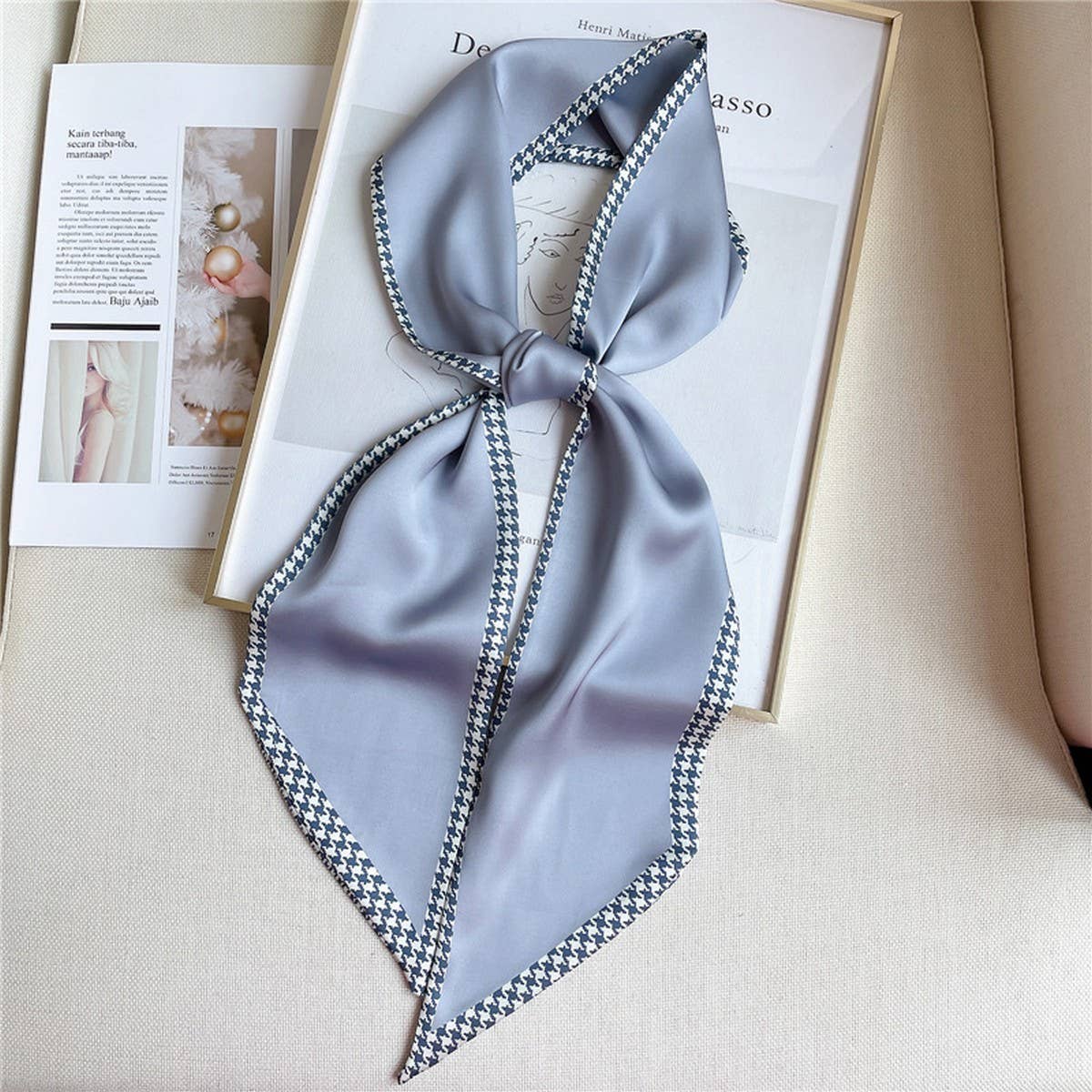 THIN SIMPLE GEOMETRIC LONG SILK HEAD SCARF