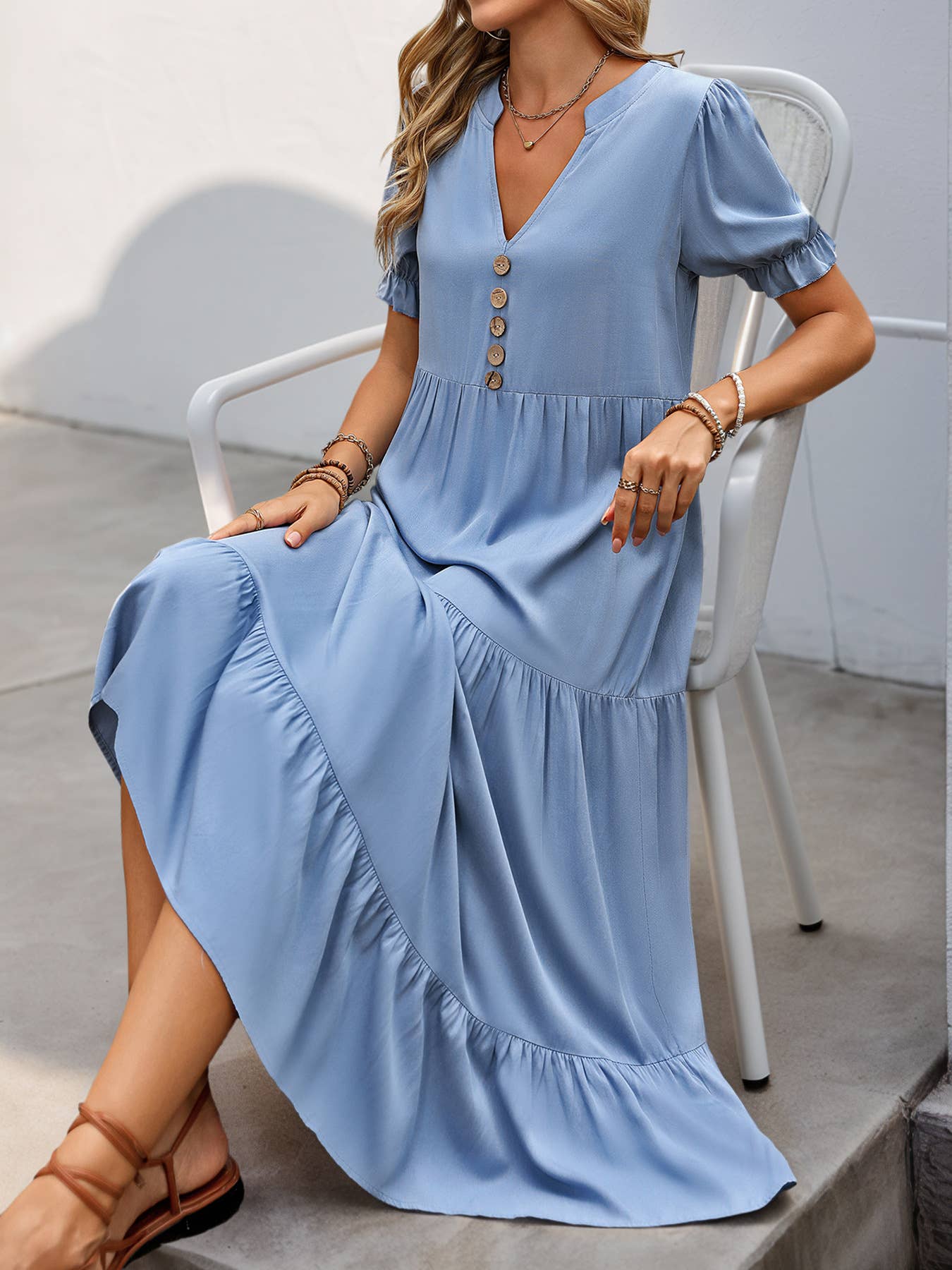 A Pose solid color stand collar mid-length dress