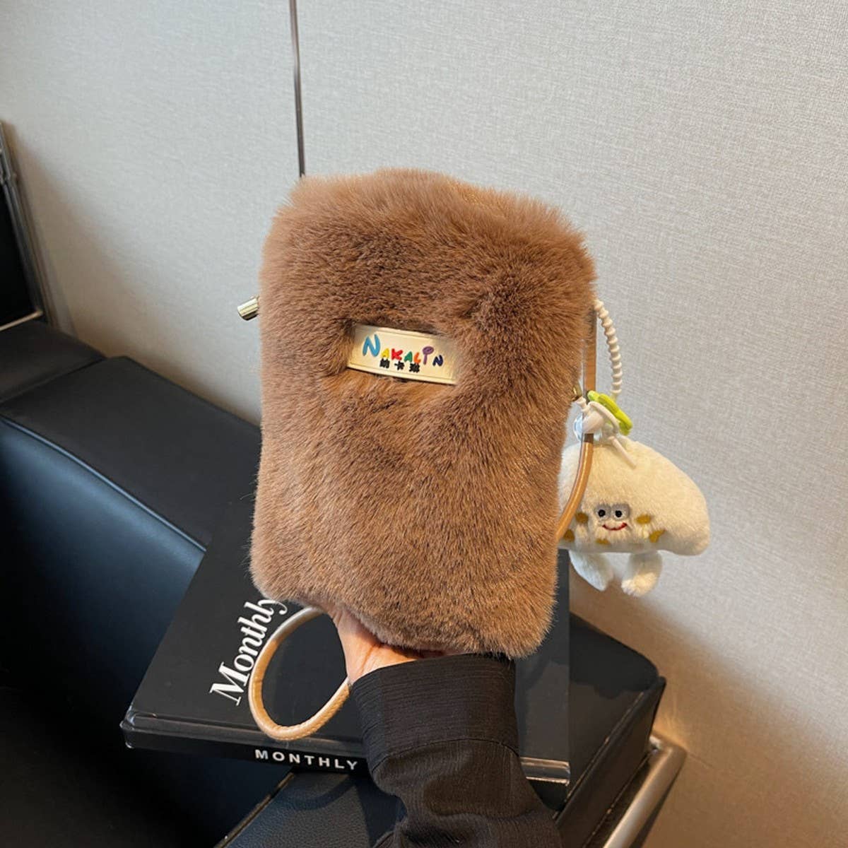 WINTER IMITATION REX RABBIT FUR SHOULDER PLUSH BAG_CWAB3960