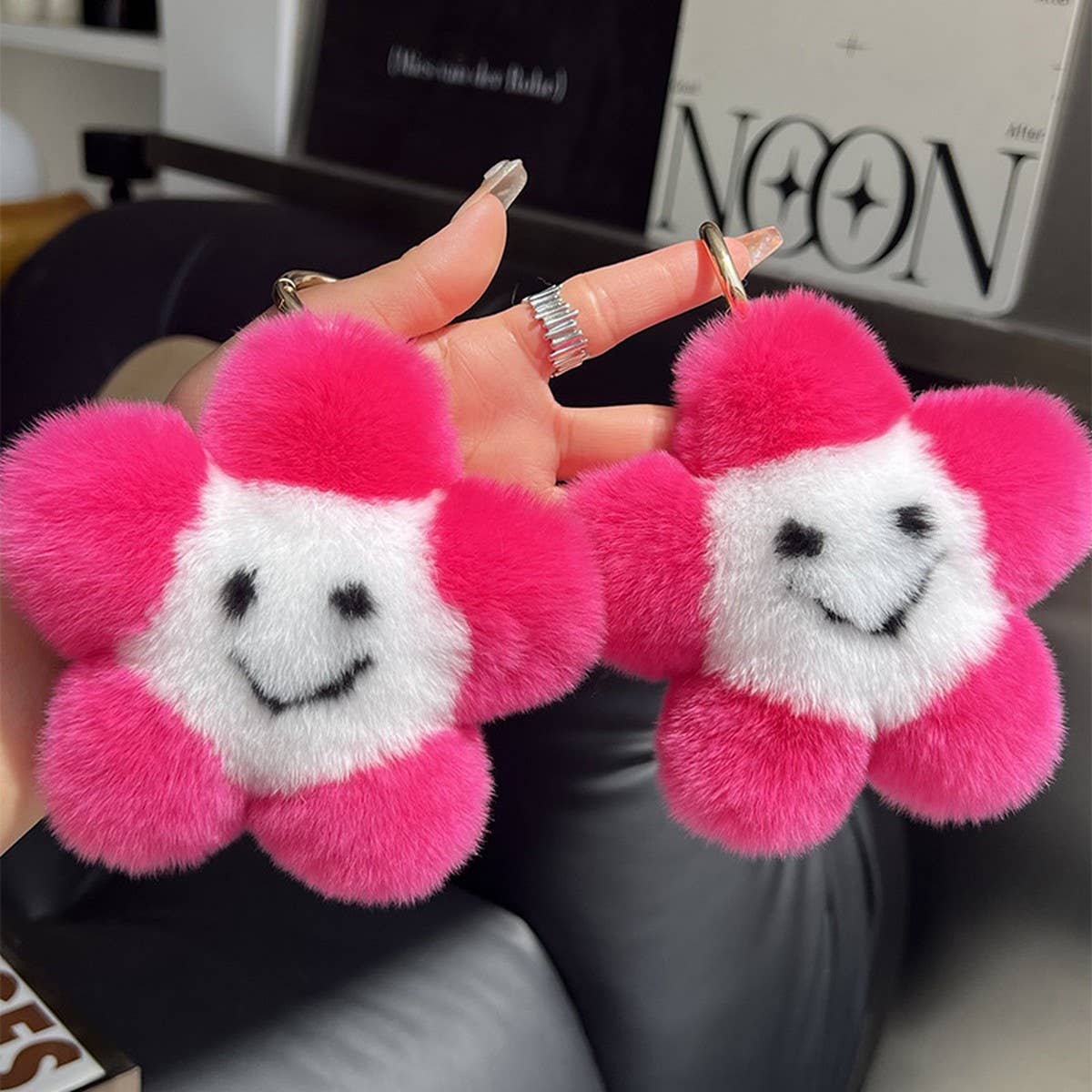 CUTE SMILING LITTLE STAR CAR KEYCHAIN BAG PENDANT